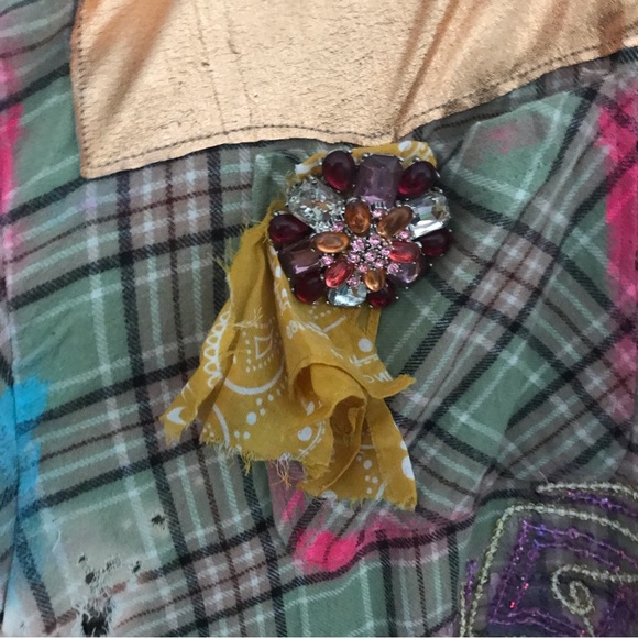 ANNA DRAY Creation Jennifer Lopez cropped flannel. Handmade fancy fabrics brooch - Picture 14 of 16